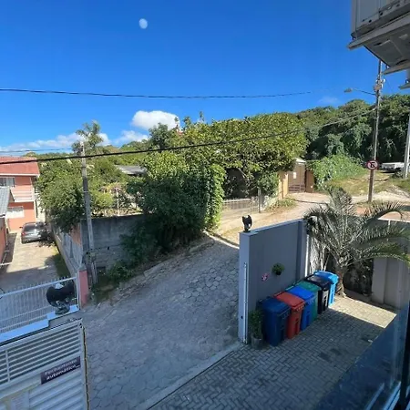 Seu Refugio Paradisiaco A Apenas 330 Metros Do Mar Tub Florianopolis Exterior photo